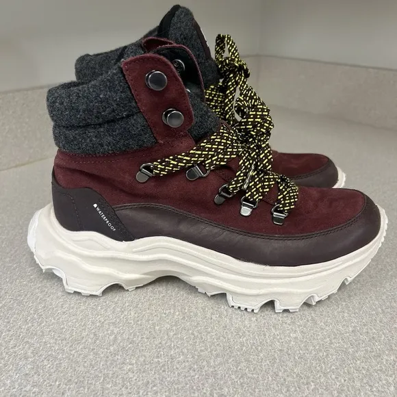 Sorel Women Sz 9 Kinetic Breakthru Conquest Boots In Cinder BloodstoneWaterproof