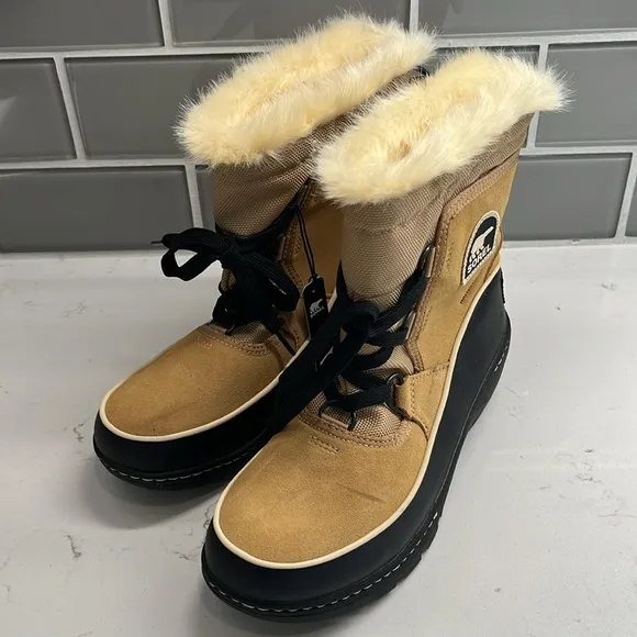 Sorel Women’s Crew Tivoli Snow Winter Boots Quarry Tan Size 7 NWT