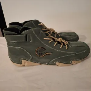 Spor7 Two-tone Hunter Green and Tan Men's High-Top Sneakers with Suede Texture