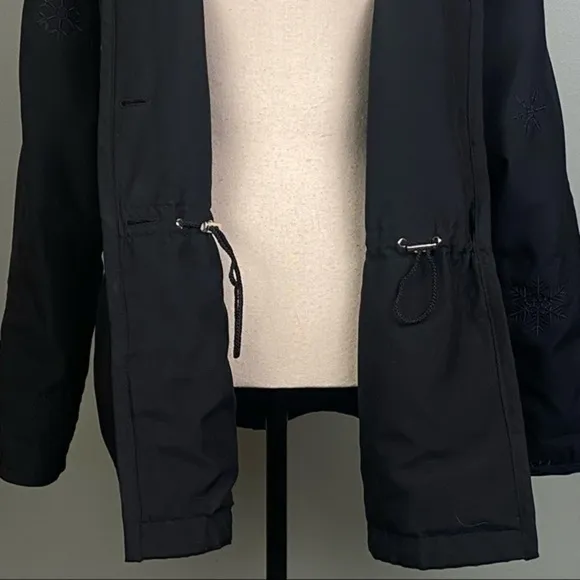 ST. JOHN black quilted embroidered jacket with rhinestone buttons Medium EUC