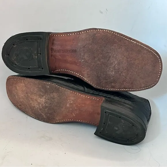 STUART MCGUIRE Vintage 70s Shark Skin Leather Loafers Black Mens Size 7