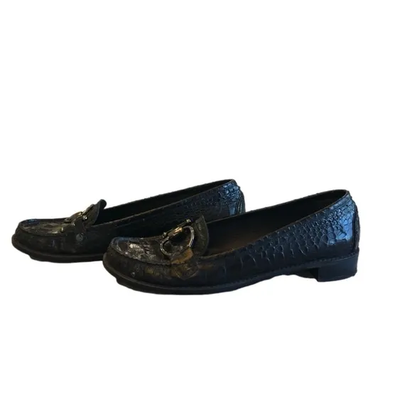 STUART Weitzman 10 N black reptile texture leather loafers with decorative ring