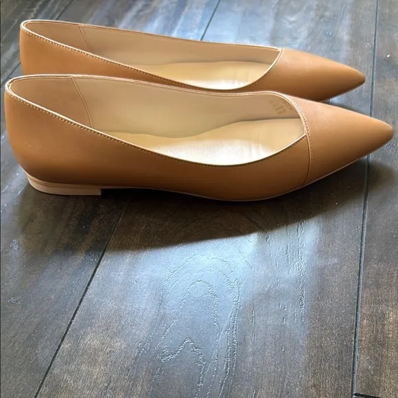 Stuart Weitzman Avenue Leather Ballet Flats