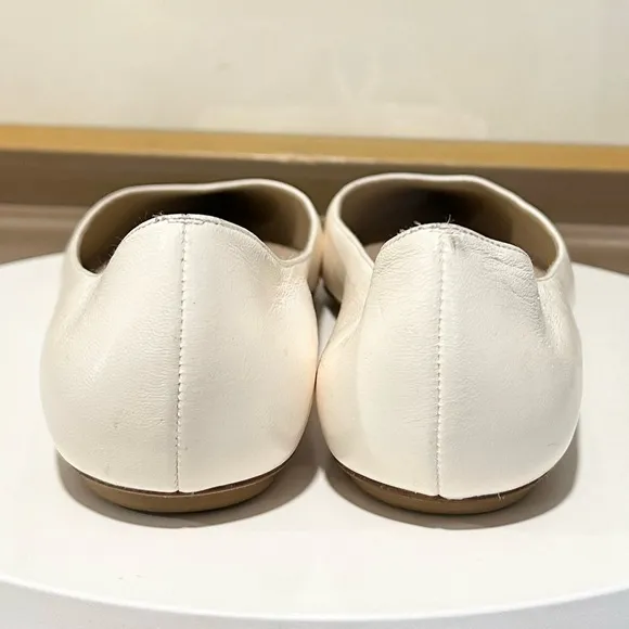 🌹STUART WEITZMAN🌹 Emilia Pointed-Toe Leather Ballet Flats Size: 7B