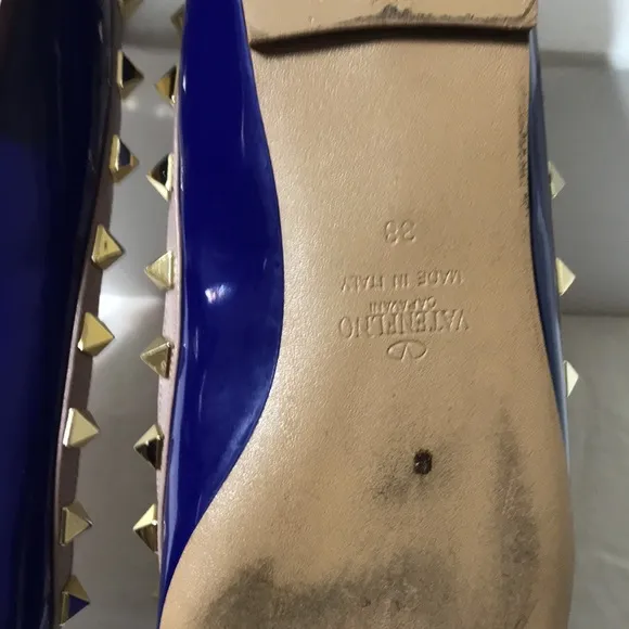 Studded patent flats