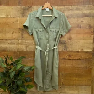 Tailored Olive Green Button Up Cargo Shirt Dress by C&amp;C California