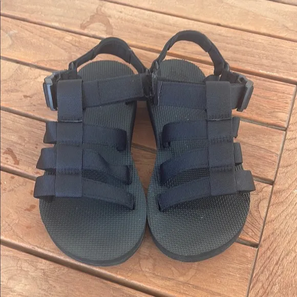 Teva Dorado strappy sandals in black