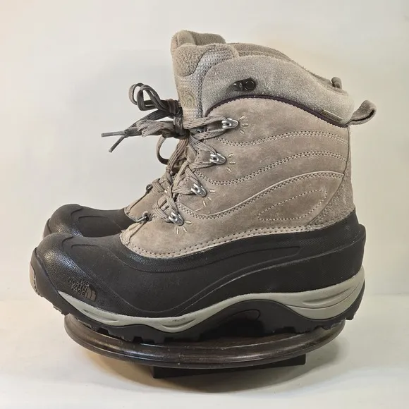 The North Face Chilkat Womens Size 9.5 Insulated Winter Boots Primaloft Suede