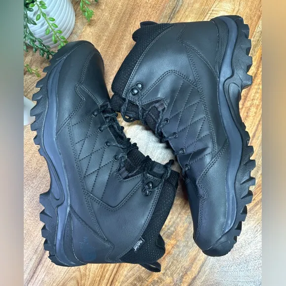 The North Face STORM STRIKE II WATERPROOF BOOTS NON SLIP INSULATED Size 13
