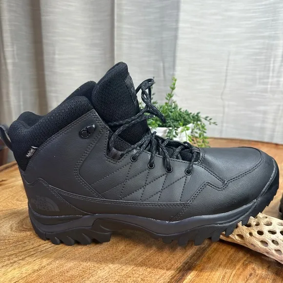 The North Face STORM STRIKE II WATERPROOF BOOTS NON SLIP INSULATED Size 13