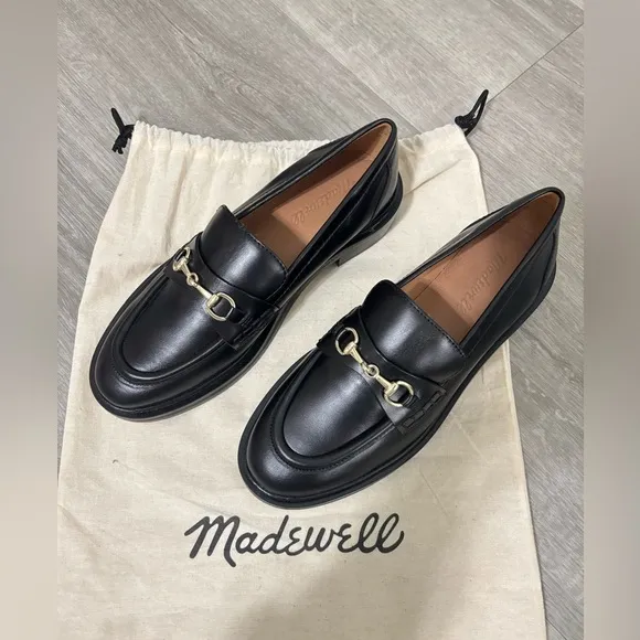 The Vernon Bit Hardware Loafer in Leather Size 6 New