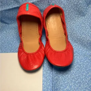 Tieks Poppy size 9