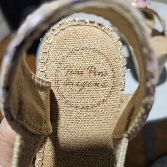 Toni Pons Orgins Stained Glass Print Espadrilles Wedge Sandals