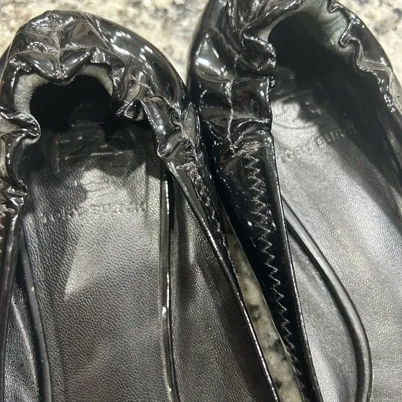 TORY BURCH 9 sz PATENT BLACK LEATHER BALLET FLATS