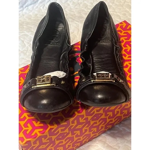 TORY BURCH Ambrose Ballet Flats Leather Camel Black Gold Buckle Women's Size 7 B
