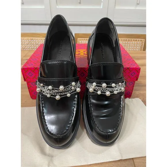 Tory Burch Classic Embellished Medallion Lug Loafer Black Leather Size 8 NIB