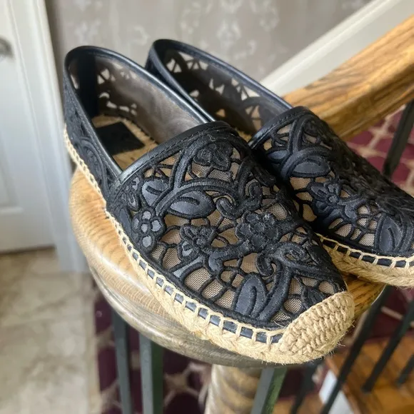 Tory Burch Lucia Lace Espadrilles 7.5. Navy excellent condition.