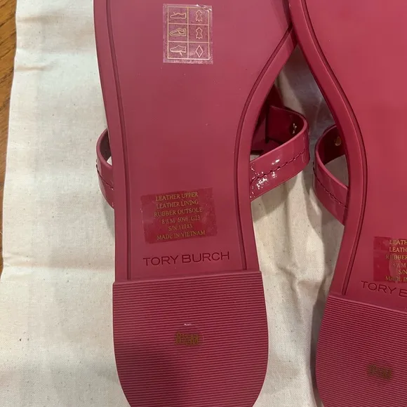 Tory Burch pink berry  Leather Sandals with Iconic Medallion