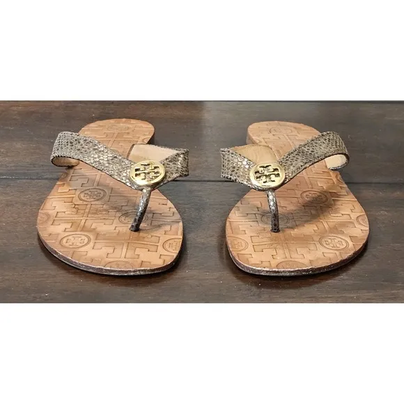 Tory Burch Thora Plated Snake Leather Gold Thong Flat Sandals Women's Sz 7