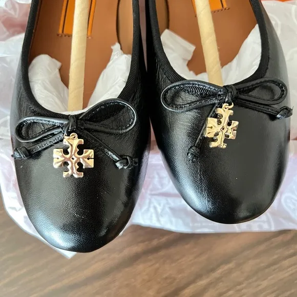 Tory Burch Tory Charm ballet Flats women new in box