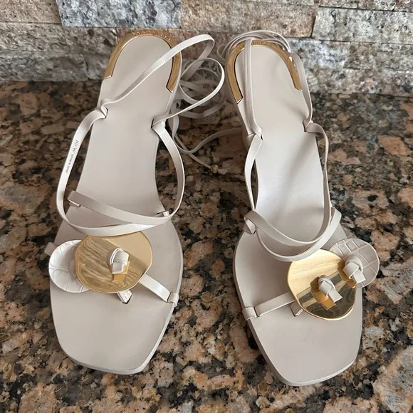 Tory BurchKnotted Leather Ankle-Tie Sandals New Cream