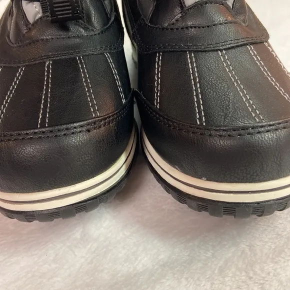 Totes Adventure Gear Snow Boots Thermolite in Black NWT Size 6