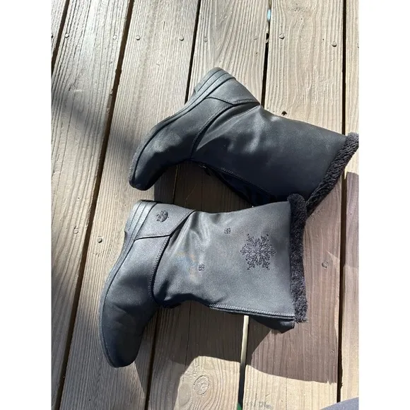 Totes Snow Boots Winter Faux Fur Lined Black Boots Woman's‎  Size 8M