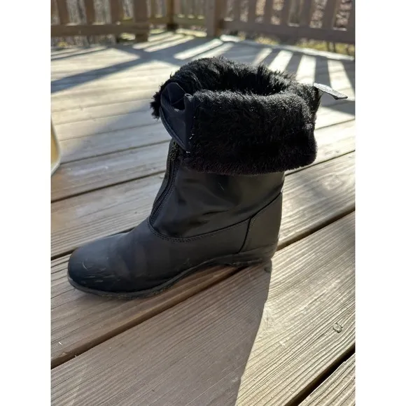 Totes Snow Boots Winter Faux Fur Lined Black Boots Woman's‎  Size 8M