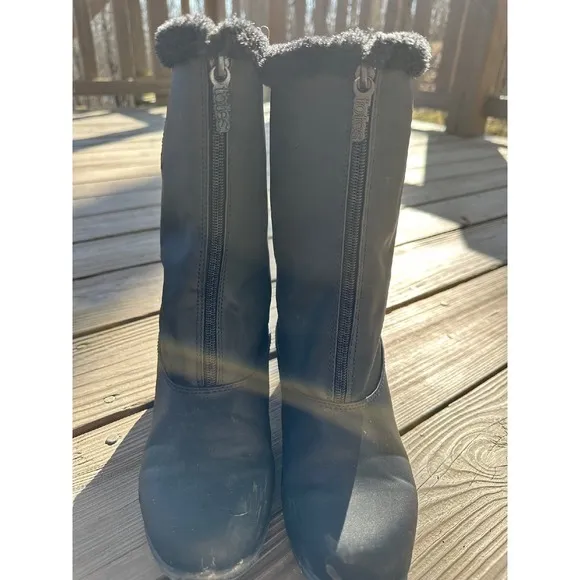 Totes Snow Boots Winter Faux Fur Lined Black Boots Woman's‎  Size 8M