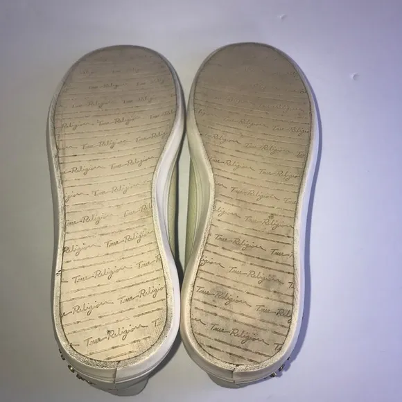True Religion With Gold Stids Sneakers High Top