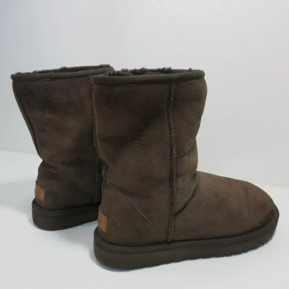 UGG #1016223 Classic Short Australia Insulated Winter Shoes Womens Footwear Sz 8