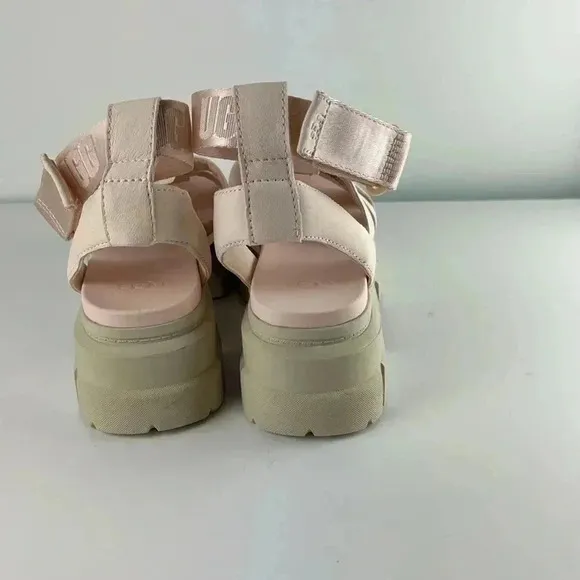 UGG ASHTON STRAPPY ROSY PLATFORM SANDALS, WOMEN US Sz 9 brand new