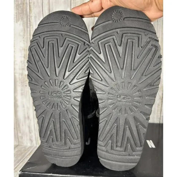 UGG Australia 3161 Sequin Sparkle Black Classic Short Boots Women Sz 7