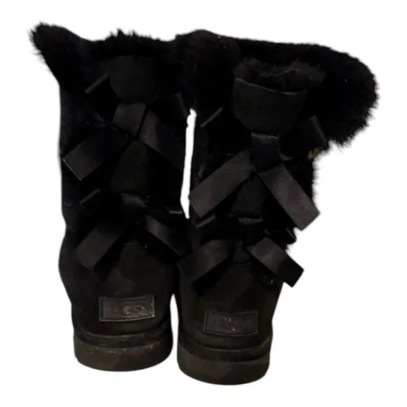 UGG Bailey Bow II Winter Boots Womens Size 8 EUR 39 Black Leather Sheepskin Snow