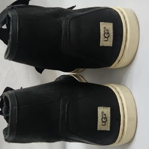 UGG Blaney Crystal Embellished High Top Leather Casual sneakers (w size 10)