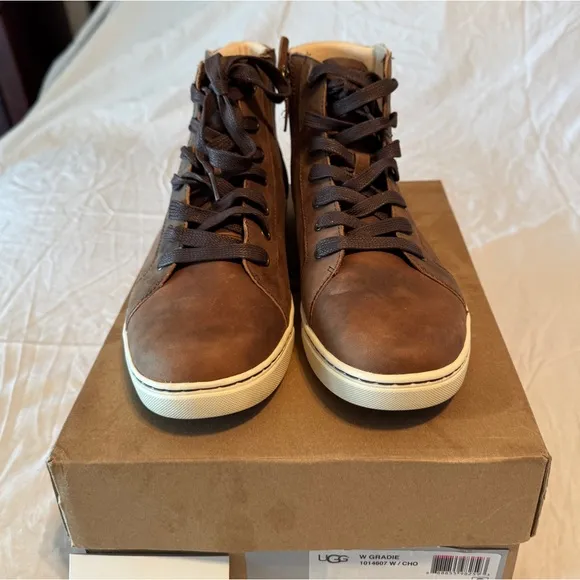 UGG High Top Gradie Leather Trainer Women’s Brown High-Top Sneakers Excellent