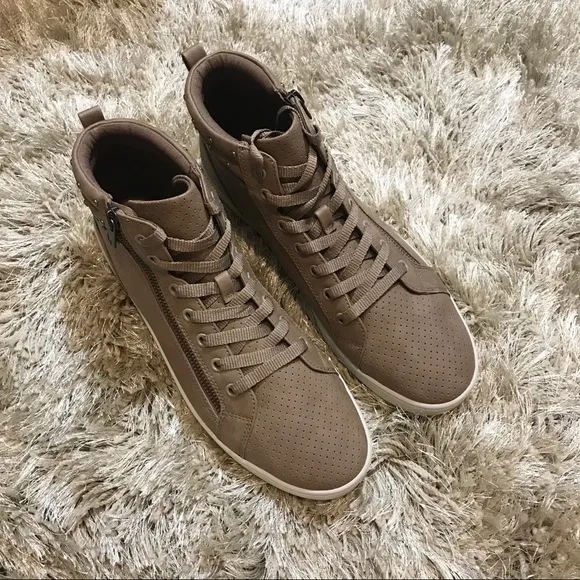 UGG Koolaburra Kayleigh High Top Women’s Sneakers