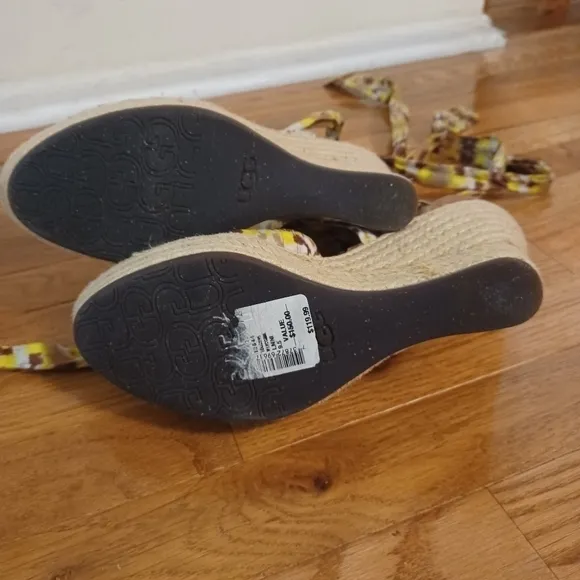 UGG Luciana Wedge Espadrilles Sz 9.5