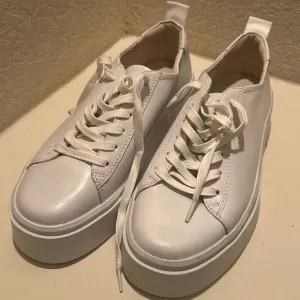 Vagabond Women's Size 40 Stacy Platform Sneakers White Leather Chunky Classic