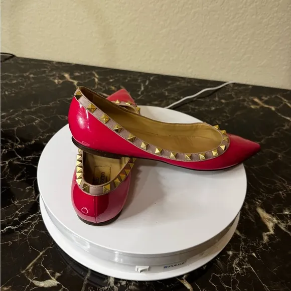 VALENTINO GARAVANI  Patent Nappa Rockstud Ballerina Flats hot pink US 8,5