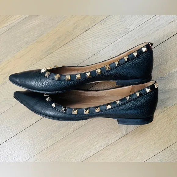 Valentino Garavani Rockstud Ballet Pointed Toe Flats Black Grained Leather US 7