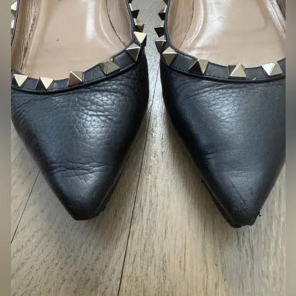 Valentino Garavani Rockstud Ballet Pointed Toe Flats Black Grained Leather US 7