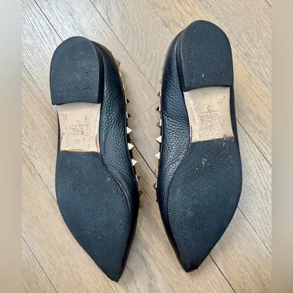 Valentino Garavani Rockstud Ballet Pointed Toe Flats Black Grained Leather US 7