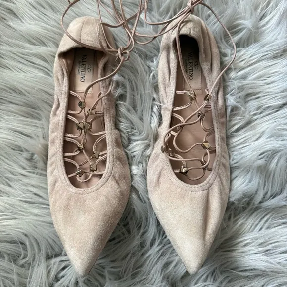 VALENTINO GARAVANI Suede Rockstud Lace-Up Ballet Flats Size 37.5 (7.5)