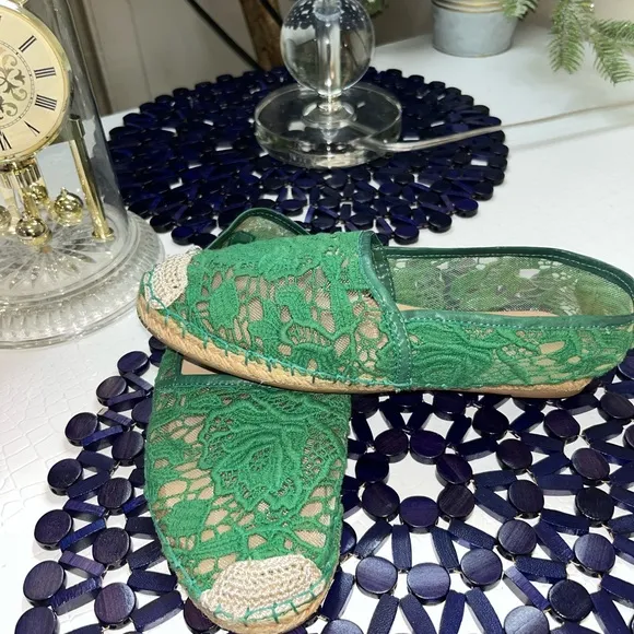 Valentino Green Mesh and Lace Espadrille Flats Size 6.5-7 $900 Value