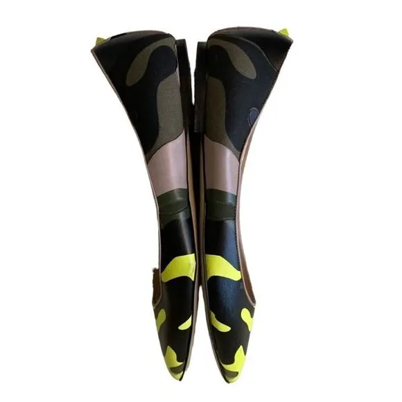 Valentino neon yellow camouflage camo pointed to rockstud flats, 38.5, 8.5