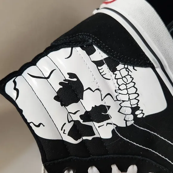 Vans Filmore Hi Black White Skull High-Top Sneakers (M Size 7.5)