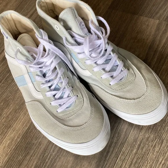 Vans Gren and Light Blue High-Top Sneakers