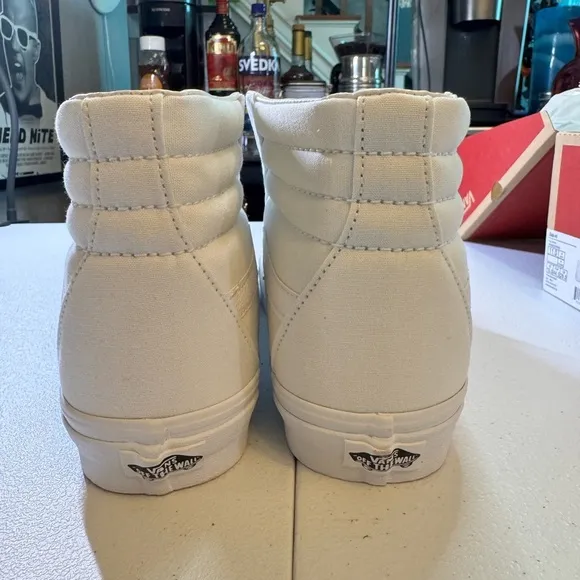 Vans Men's White High-Top Sneakers