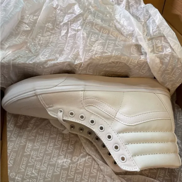 Vans Men's White High-Top Sneakers